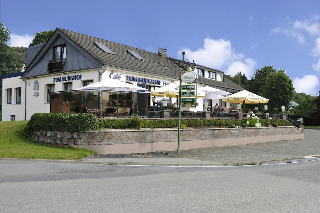Zum Burghof Hotel Schoenberg Exterior photo