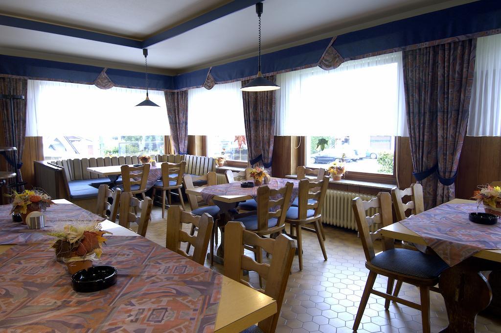 Zum Burghof Hotel Schoenberg Exterior photo